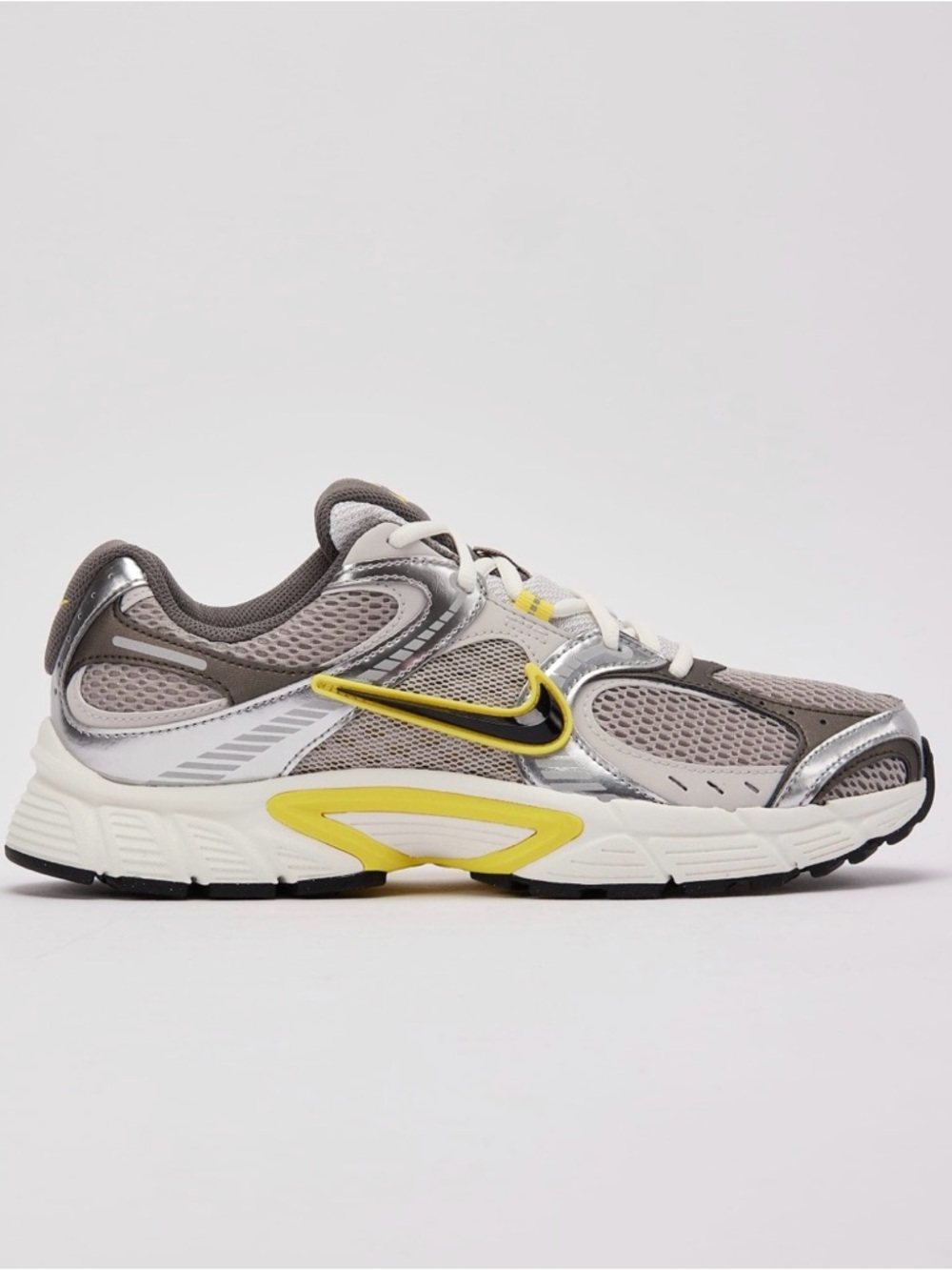 Nike | Silver, Grey & Yellow Athletic Sneakers